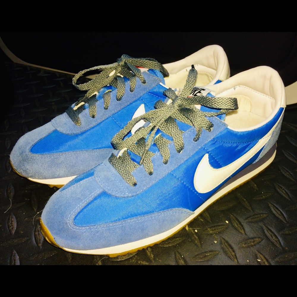 Old school women’s Nike Cortez ?